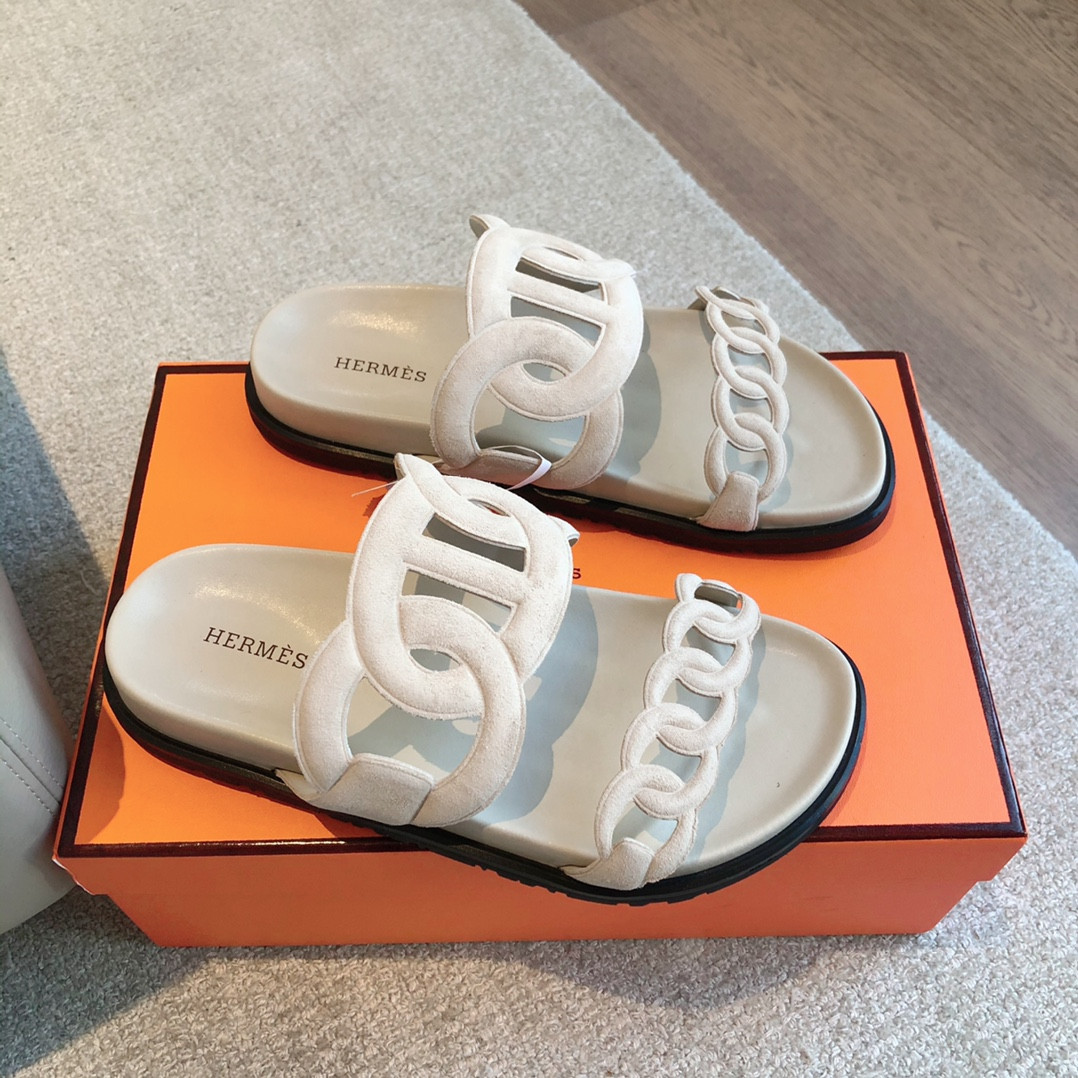 ua H**mes extra sandal
