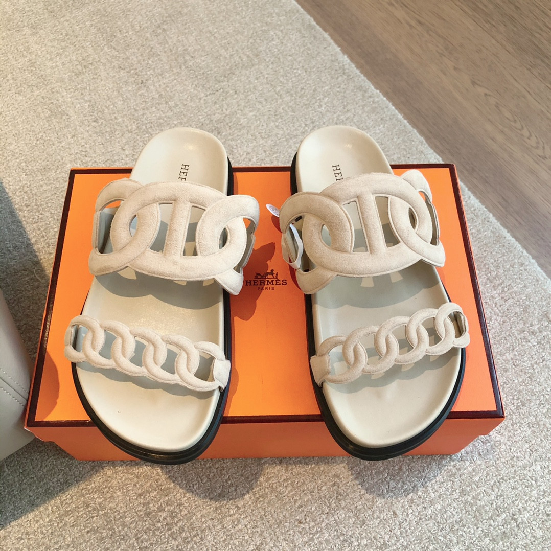 ua H**mes extra sandal