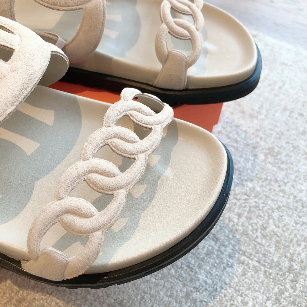ua H**mes extra sandal