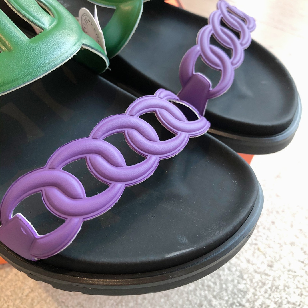 ua H**mes extra sandal