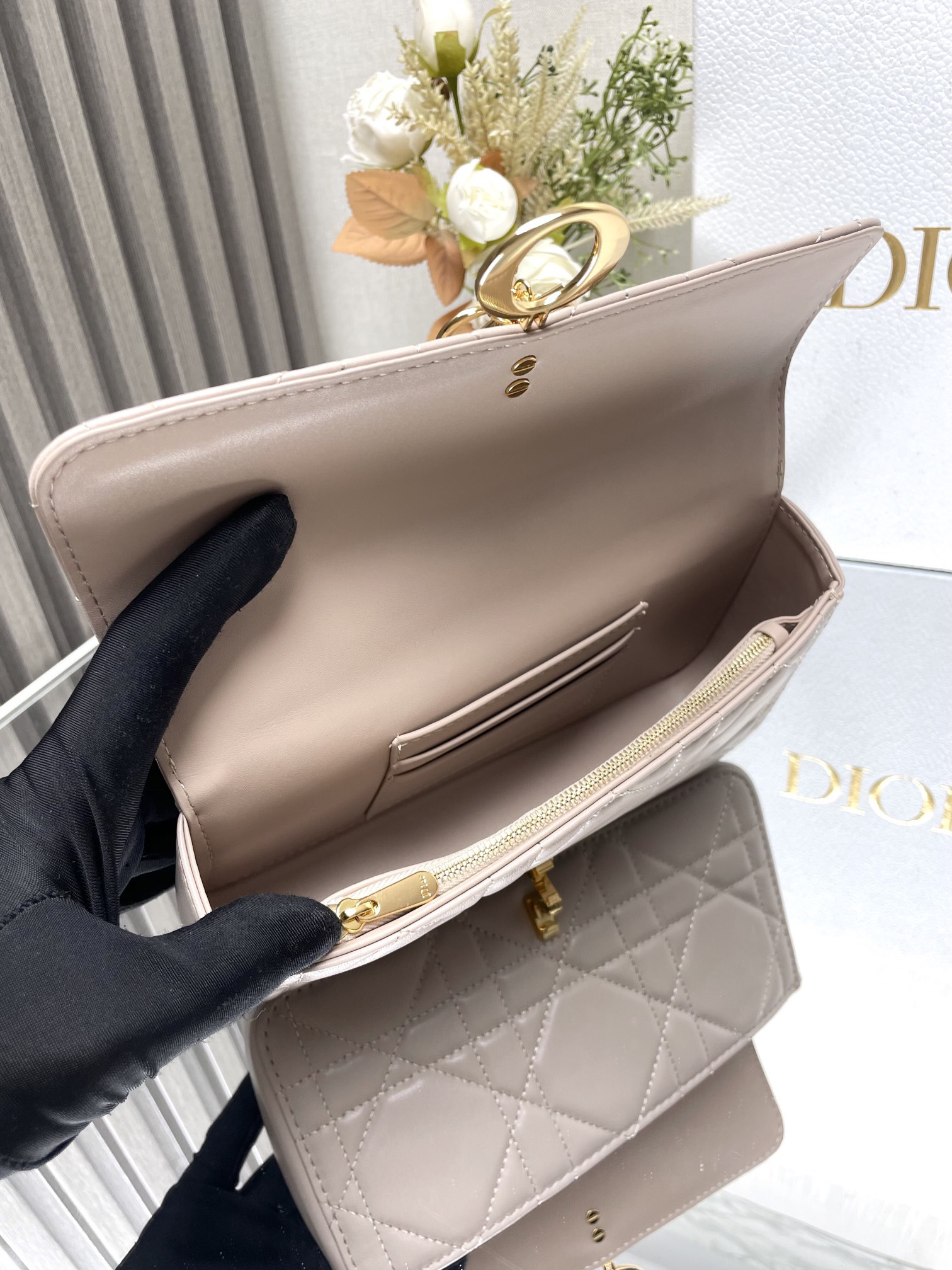 D*or miss daisy mini bag 22 x 12.5 x 4 cm