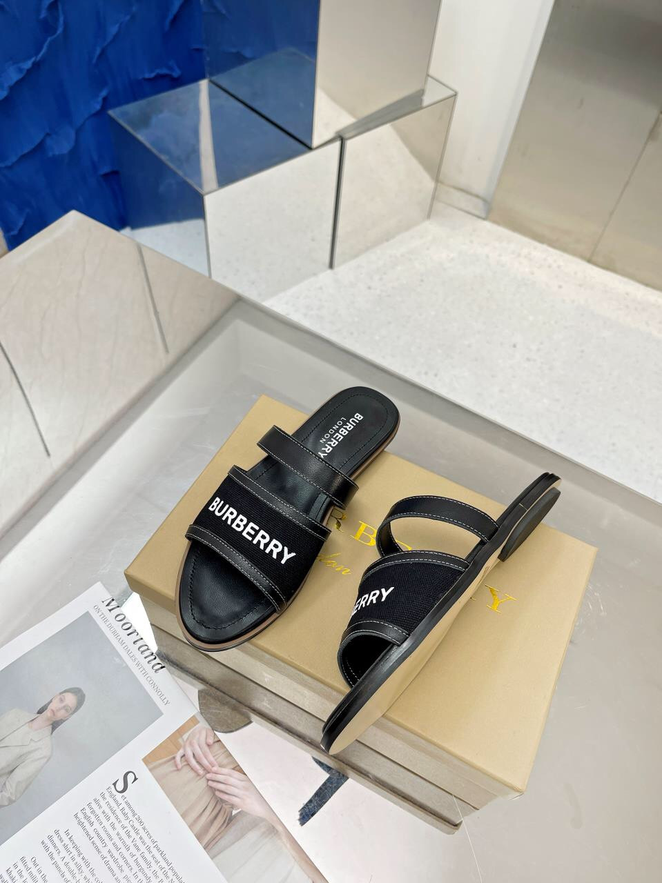 ua B**rry slides
