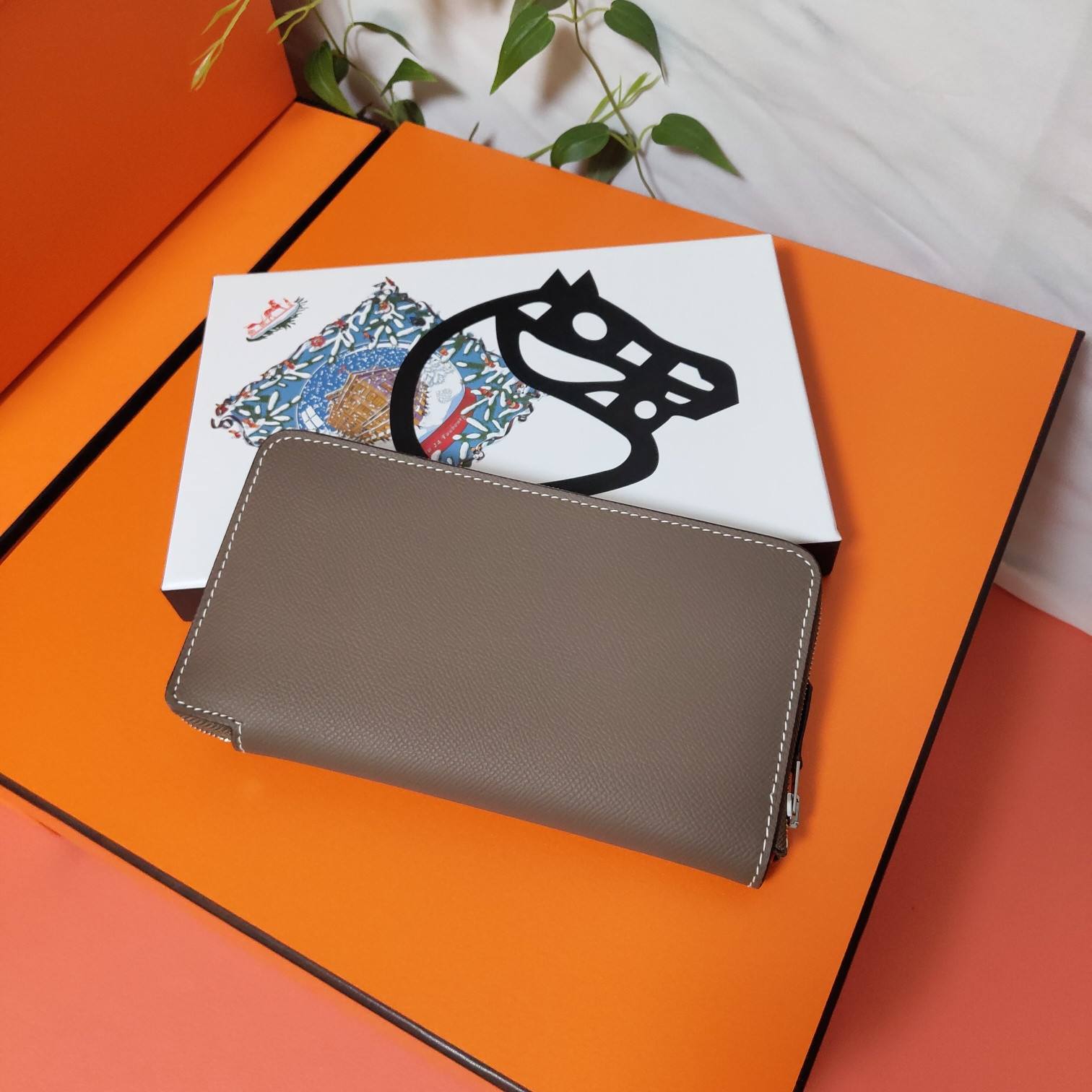 H**mes long wallet 20x11cm
