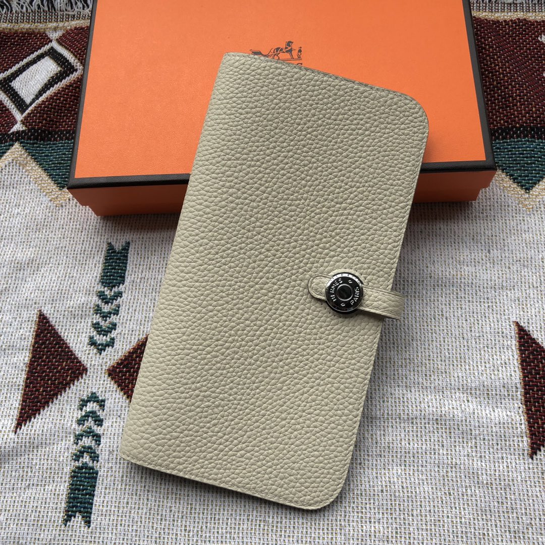 H**mes dogon duo wallet