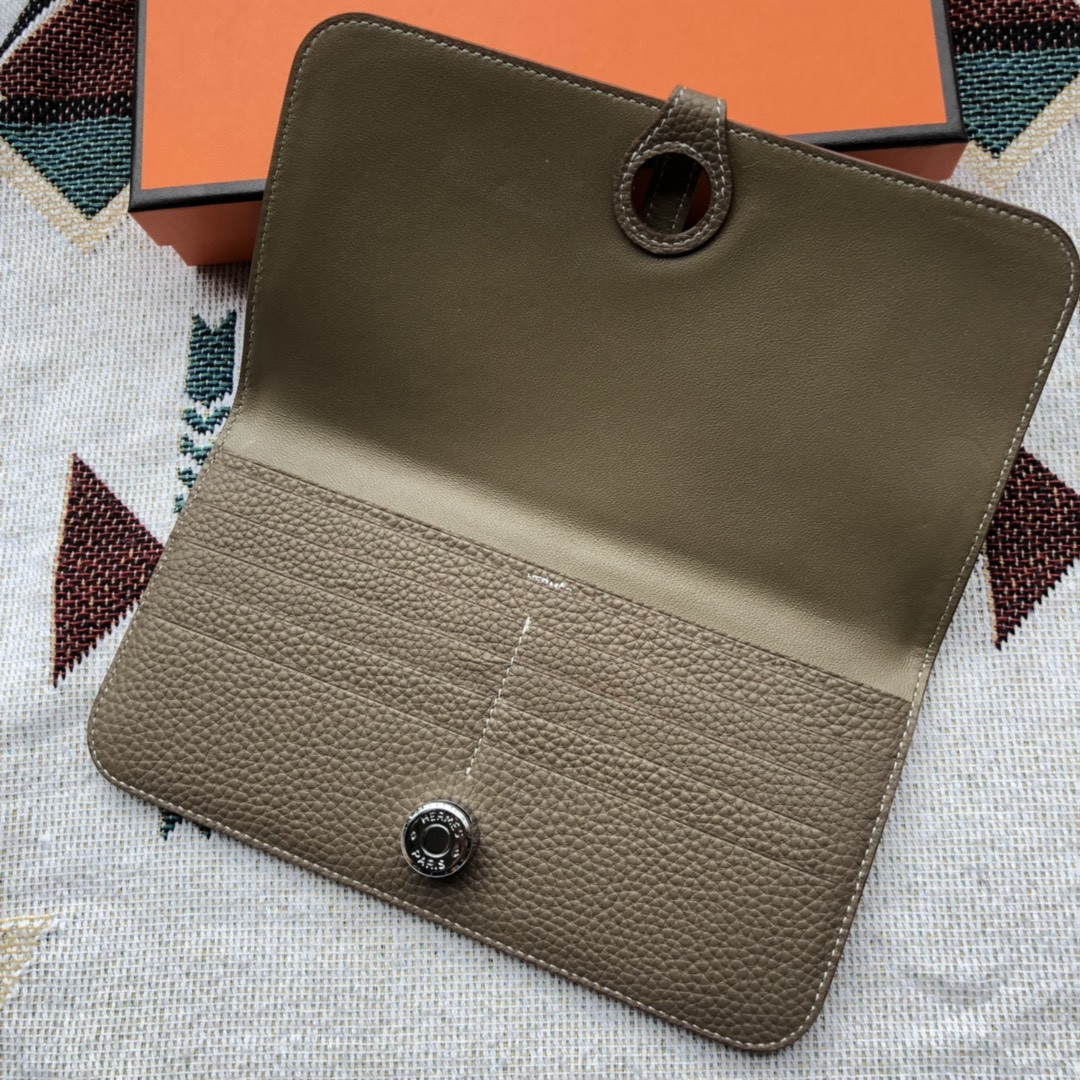 H**mes dogon duo wallet