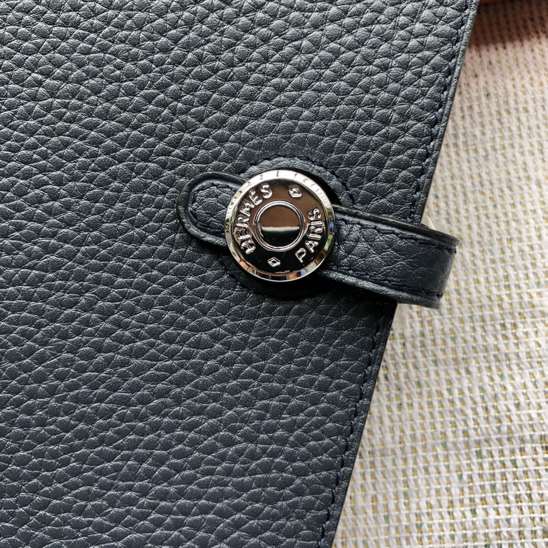 H**mes dogon duo wallet