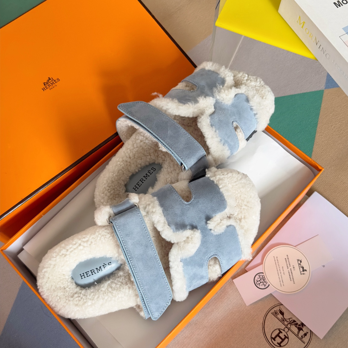 ua H**mes chypre sandal