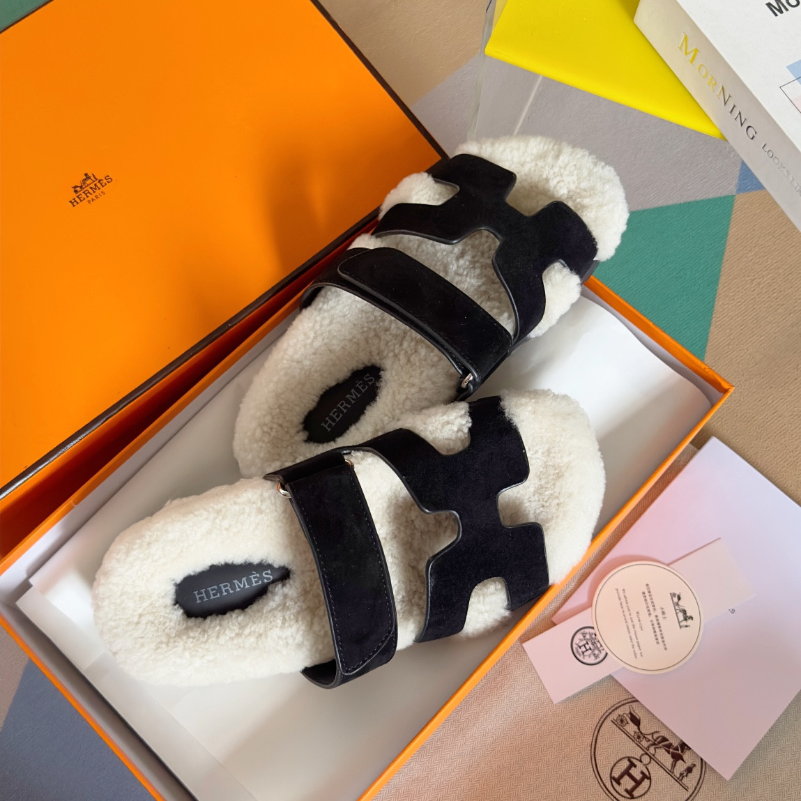 ua H**mes chypre sandal