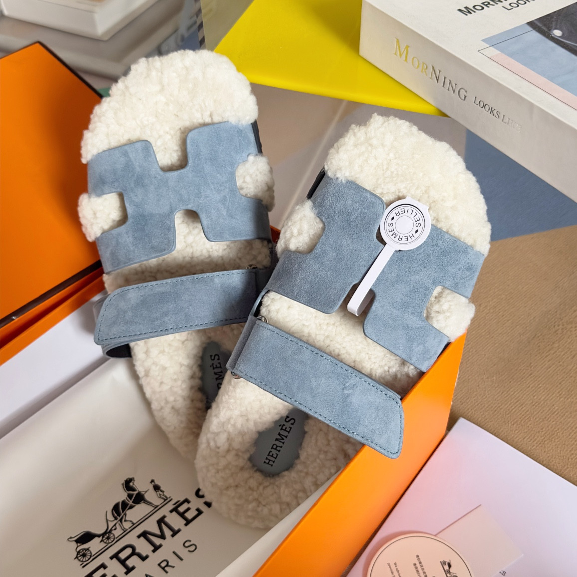 ua H**mes chypre sandal