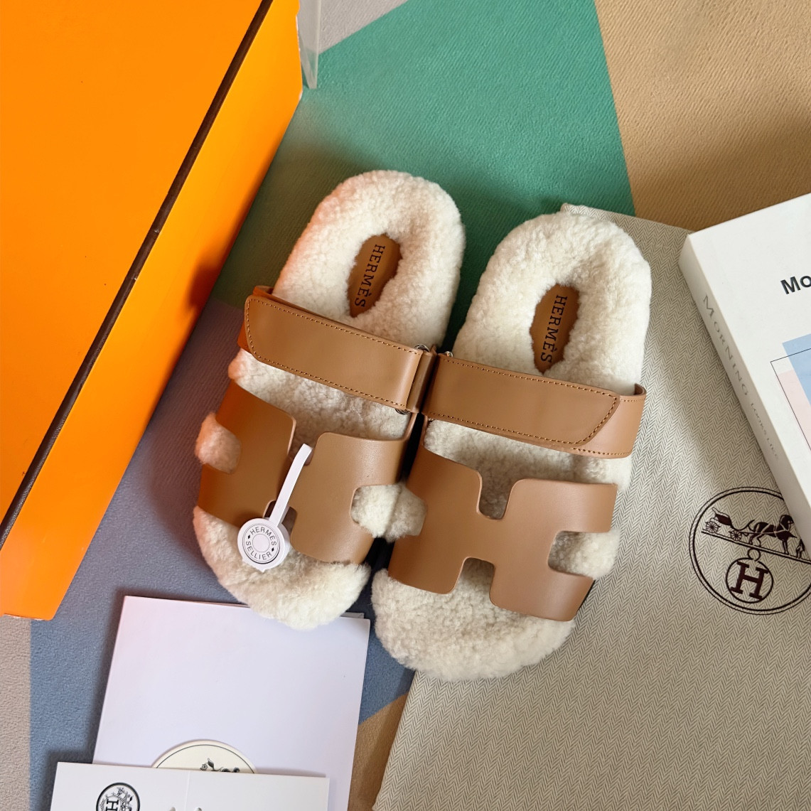 ua H**mes chypre sandal