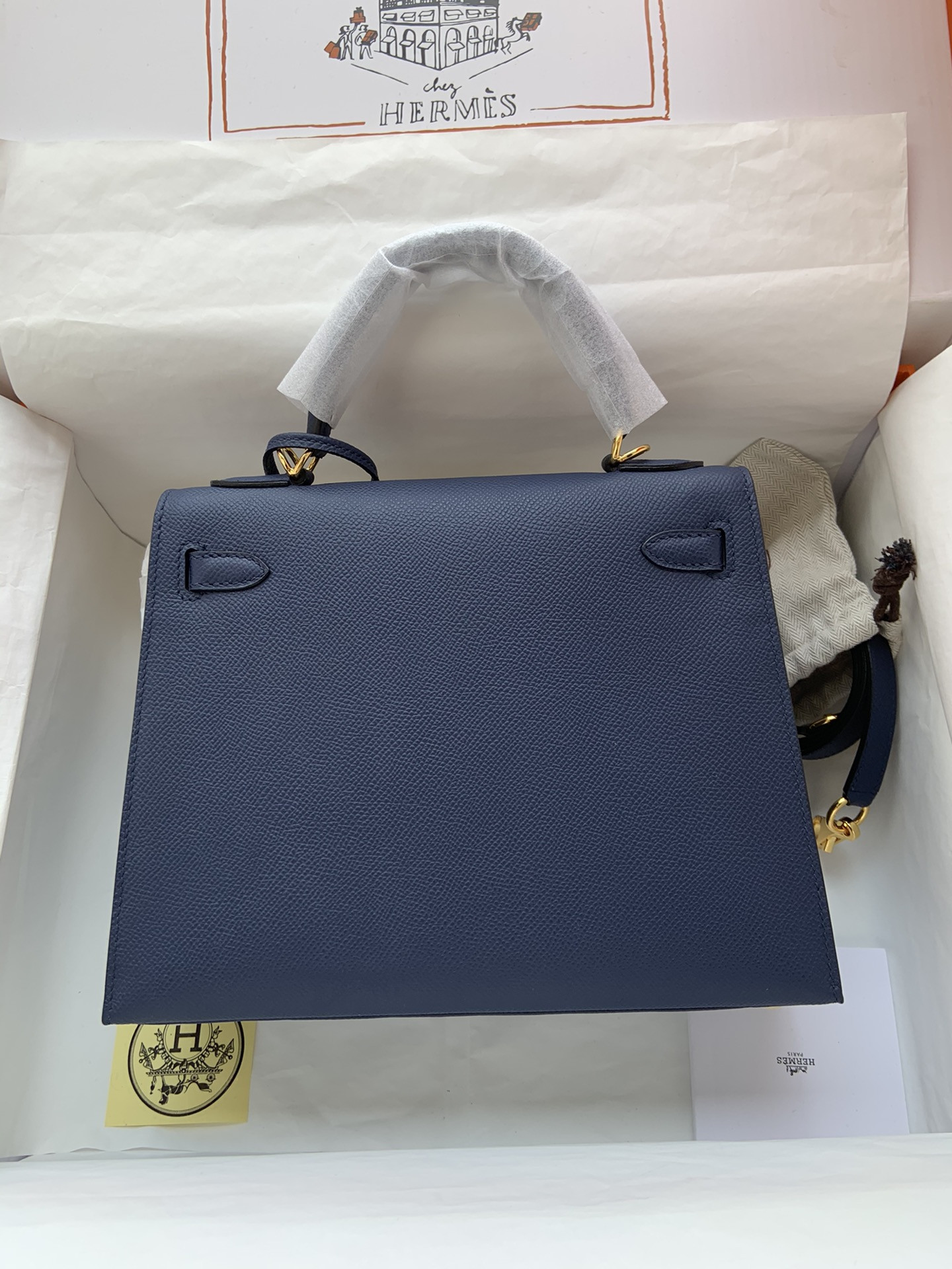 H**mes kelly gold-tone hardware 25 28