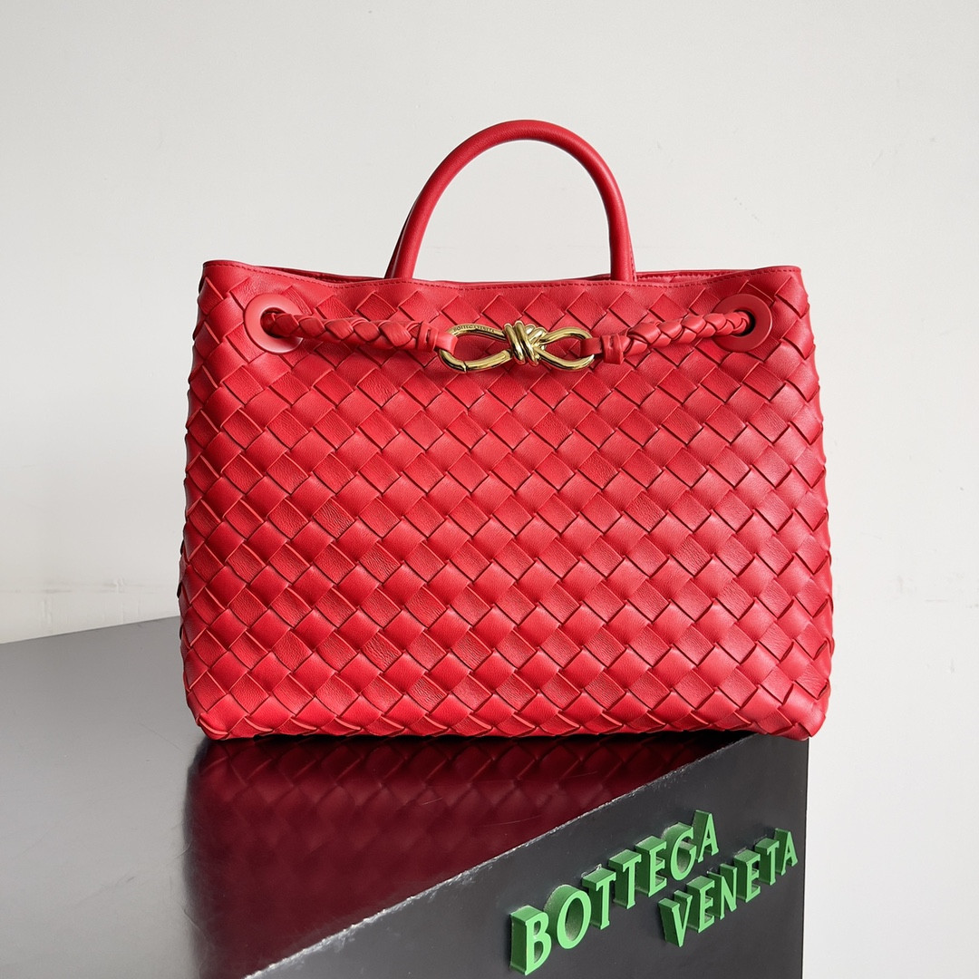 bo*te*ga Ve*ne*ta medium andiamo 32x25x11cm