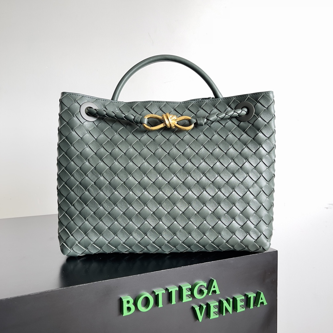 bo*te*ga Ve*ne*ta medium andiamo 32x25x11cm