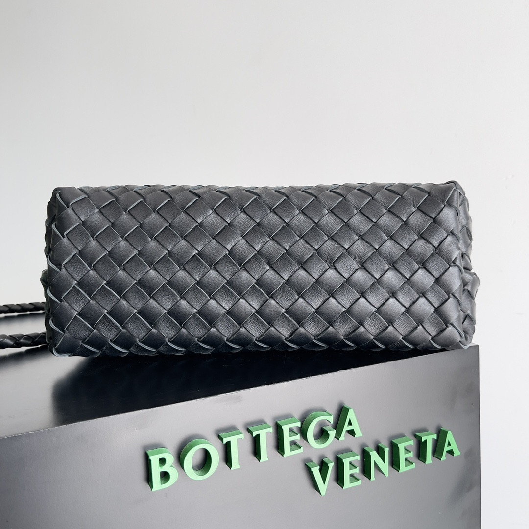 bo*te*ga Ve*ne*ta medium andiamo 32x25x11cm