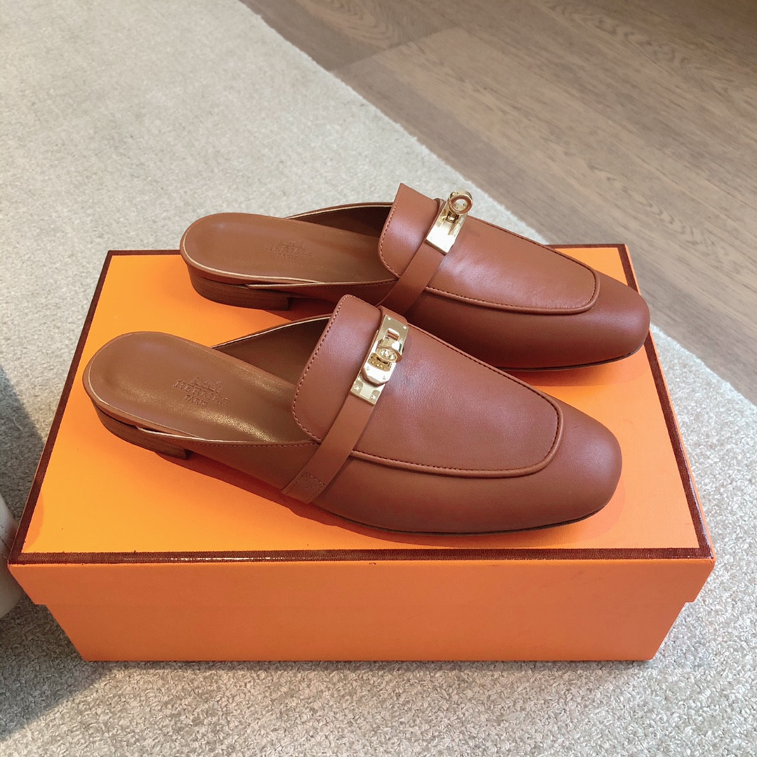 ua H**mes oz mule