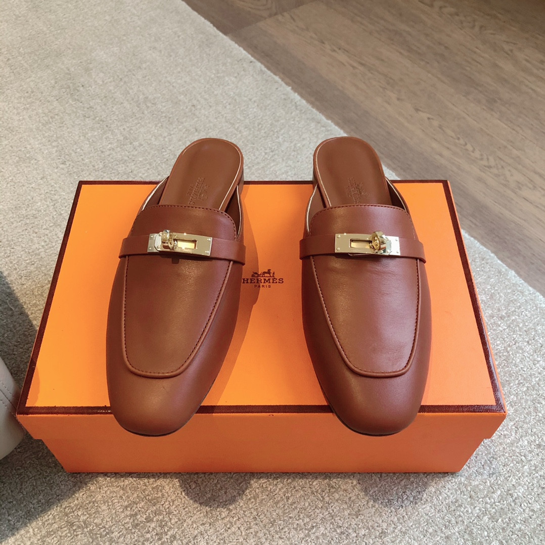 ua H**mes oz mule