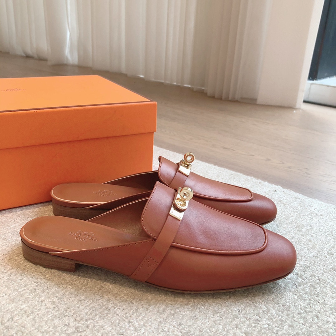 ua H**mes oz mule