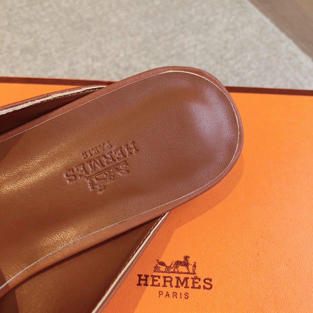 ua H**mes oz mule
