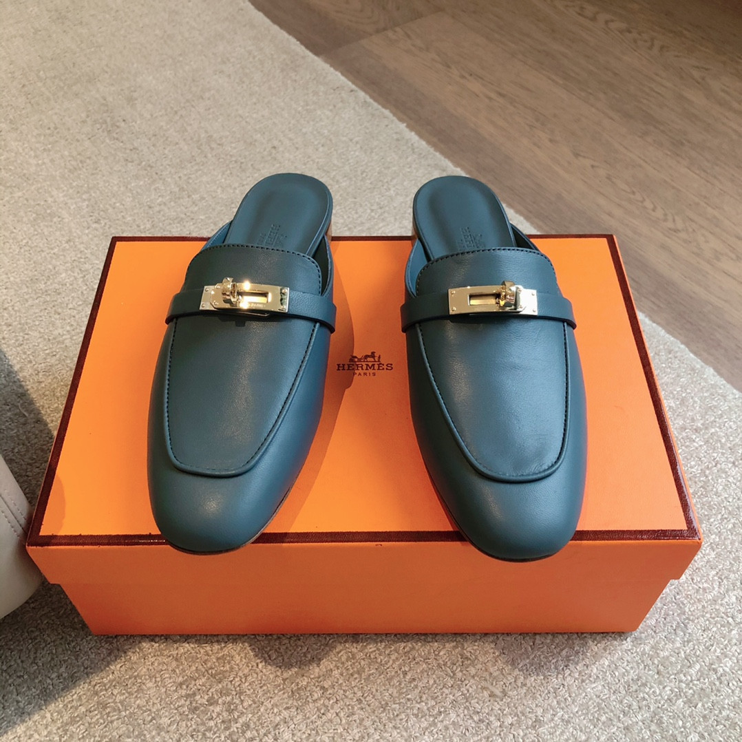 ua H**mes oz mule