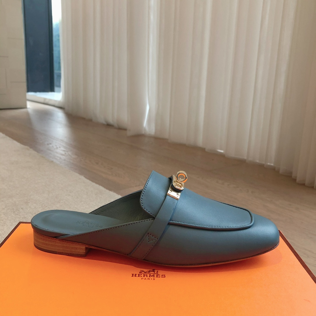 ua H**mes oz mule