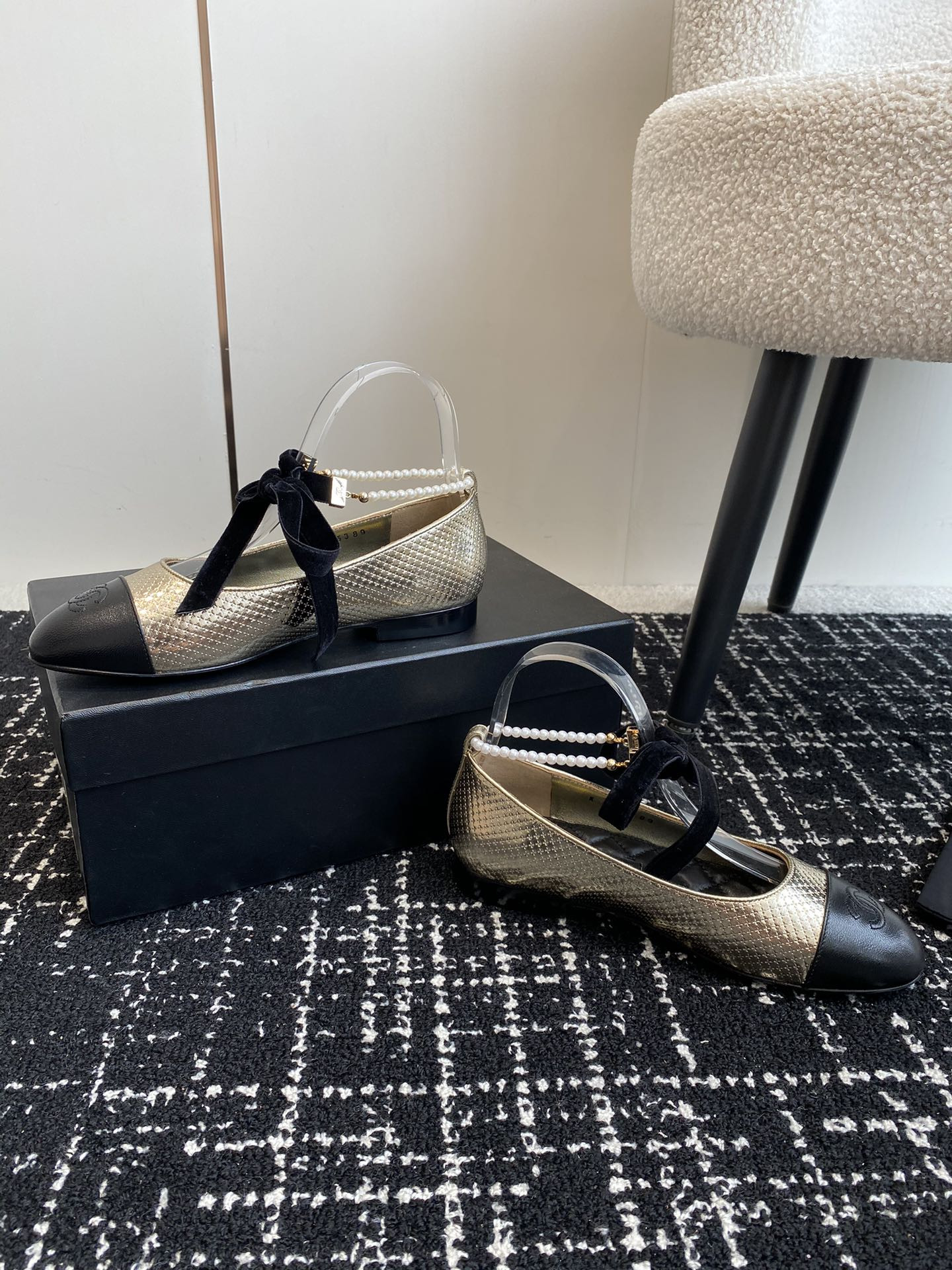 ua Ch*el mary janes