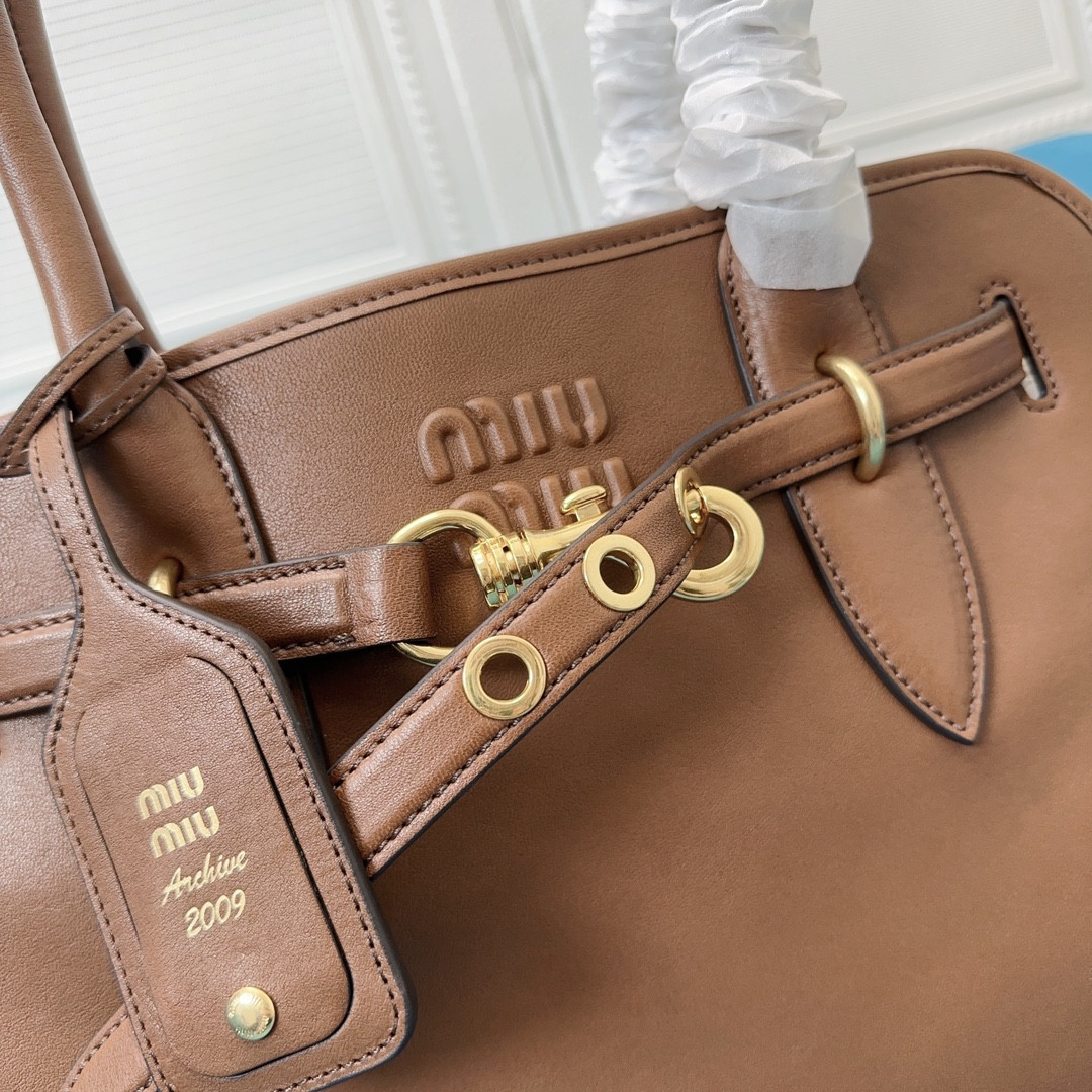 M1v M1v aventure nappa 31x40x13cm