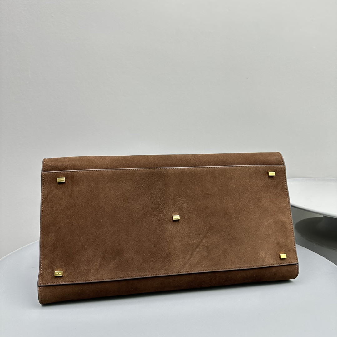 T*e R0w margaux 17 43x24x30cm