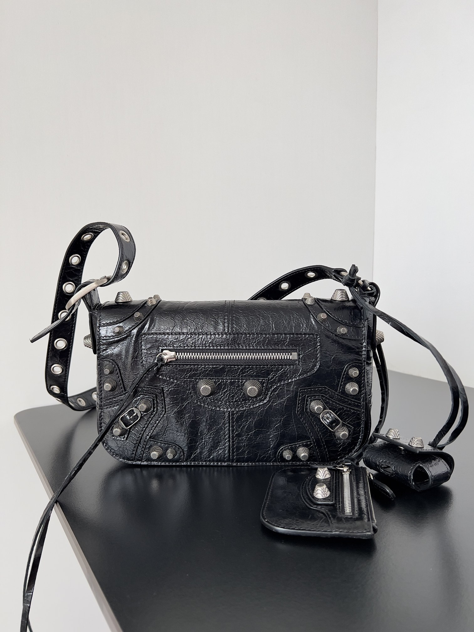Ba*len*cia*ga le cagole mini flap bag in black 24 x 14 x 5 cm