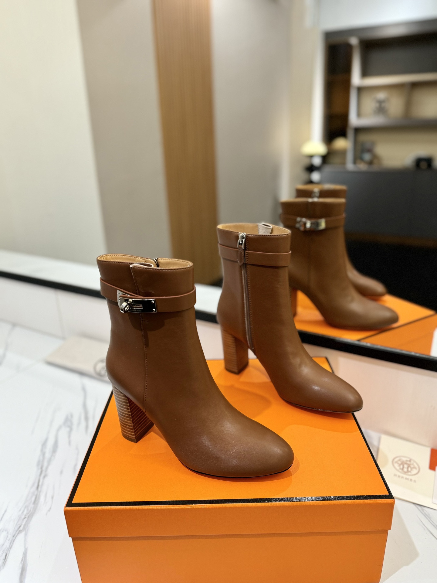 ua H**mes kelly jumping boots