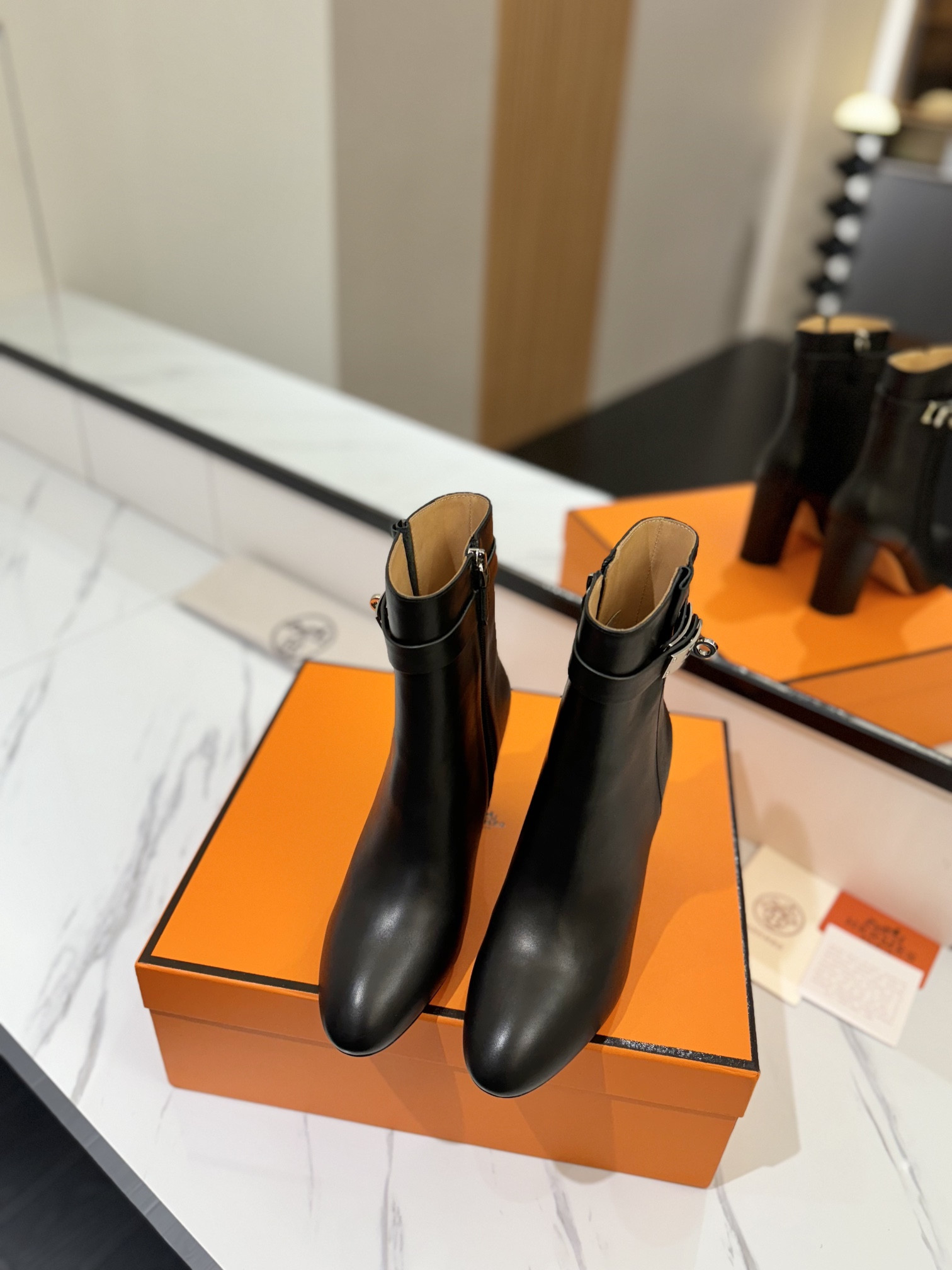 ua H**mes kelly jumping boots