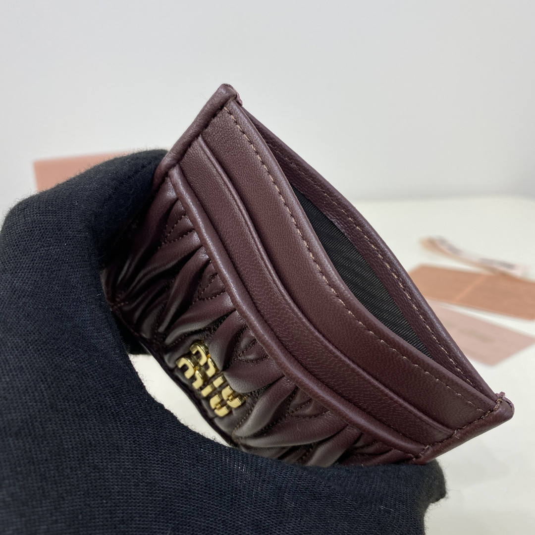 M1v M1v matelassé nappa leather card holder 8x10.5cm