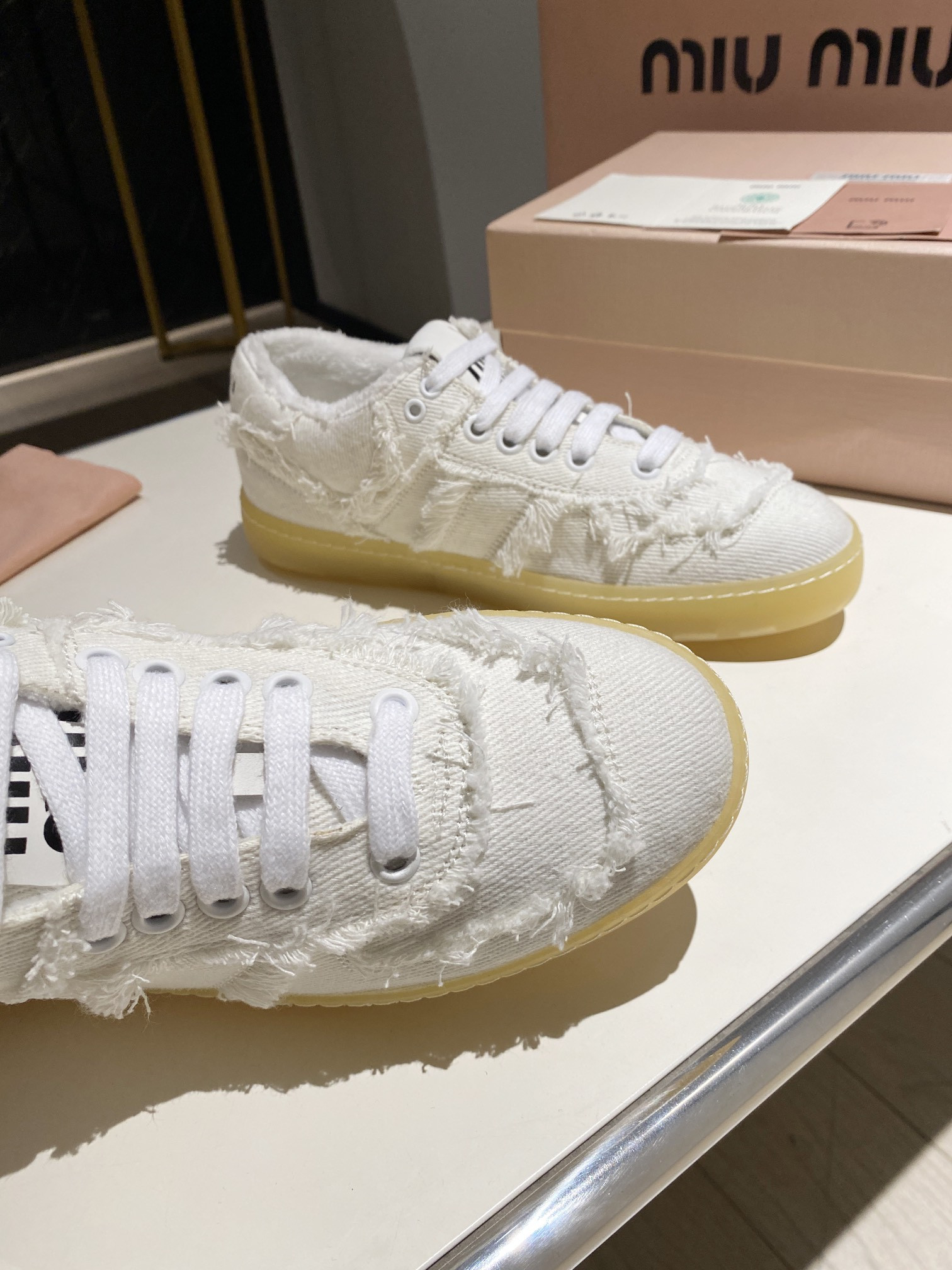 ua M1v M1v sneakers