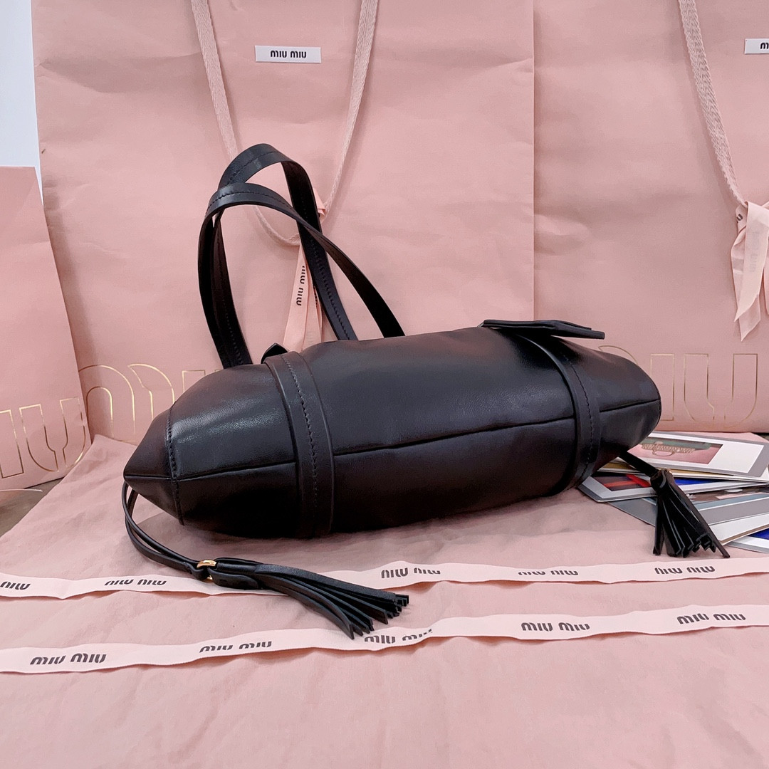 M1v M1v small joie nappa leather bag 16x32x10.5cm