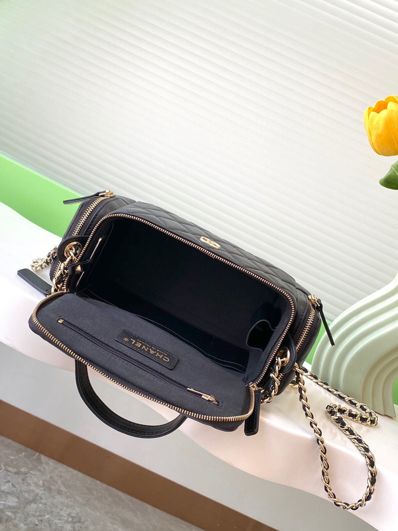 Ch*el vanity case 12x23x10cm
