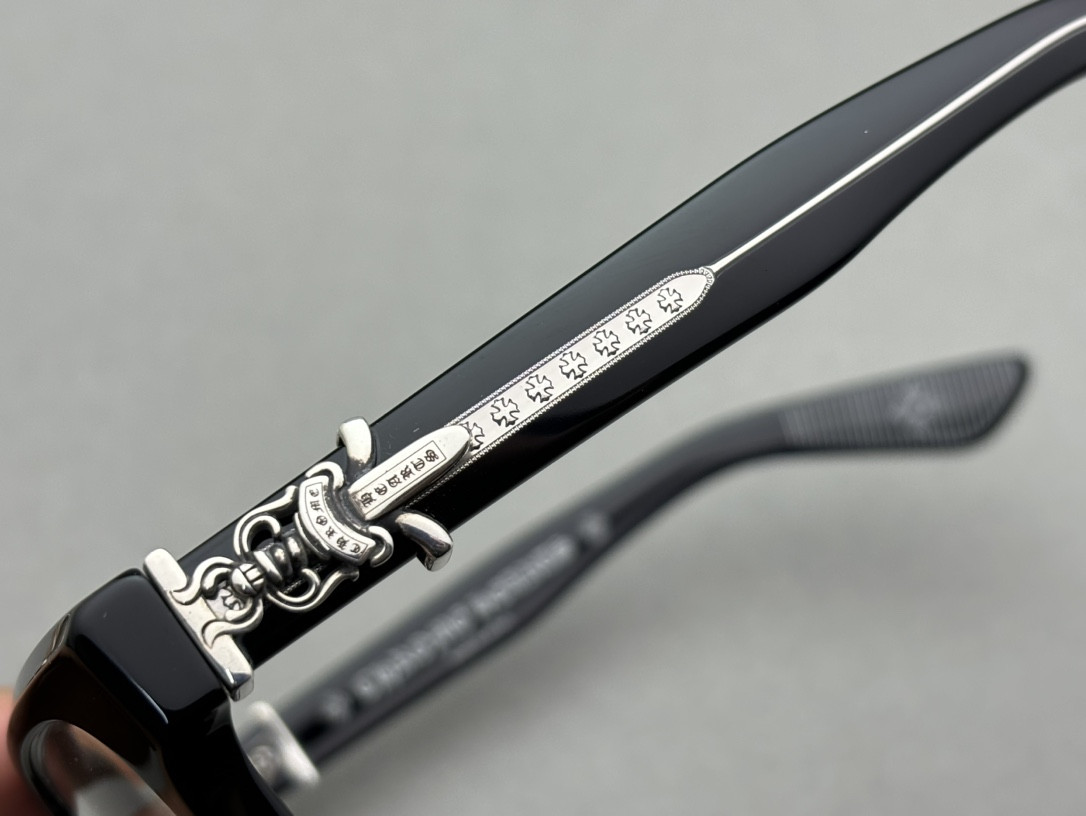 Ch**me He**ts glasses bk 54-19-152