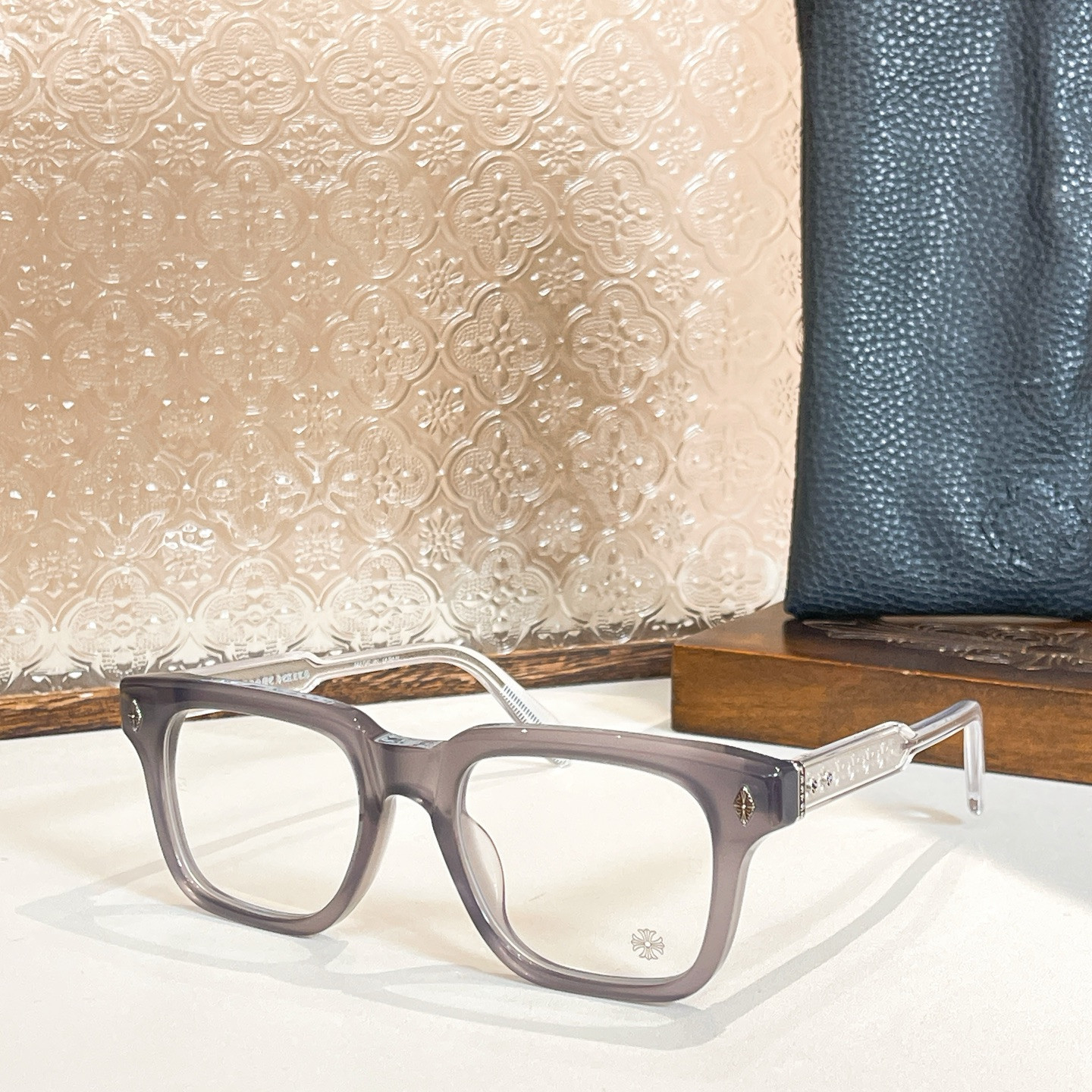 Ch**me He**ts glasses ambidixtrous 52-19-150
