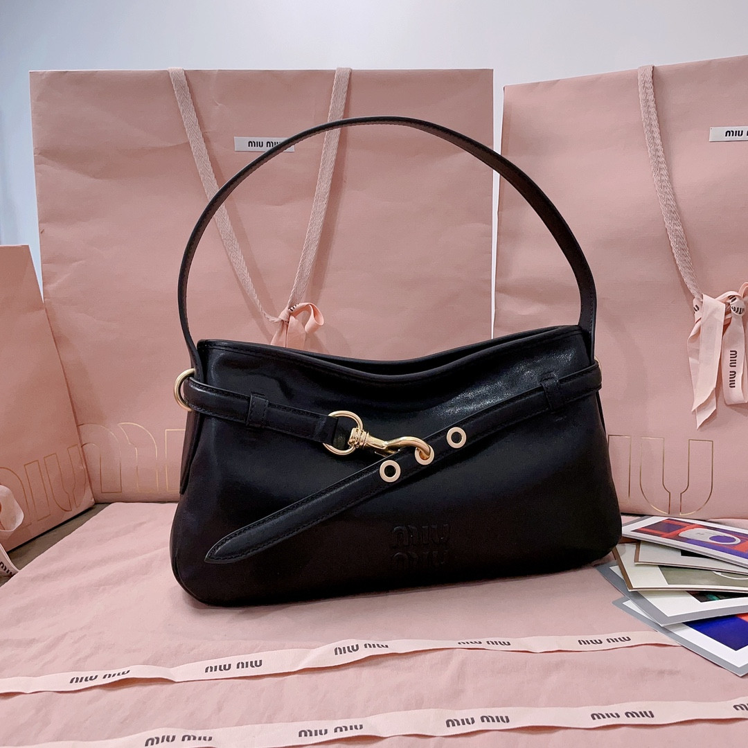 M1v M1v aventure nappa leather bag 5bc182 33x19x5cm