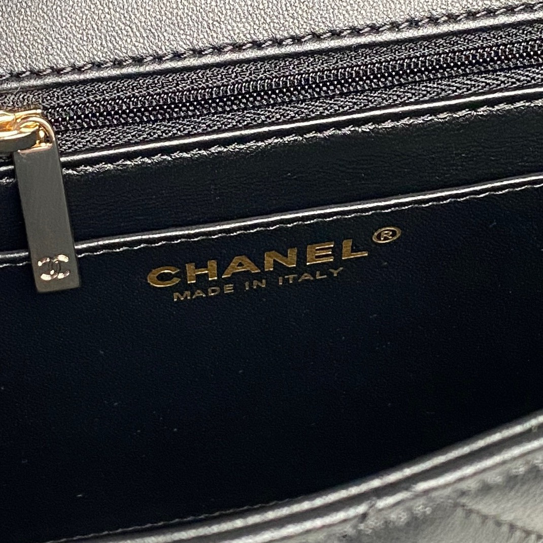 Ch*el flap bag as5150 16.5 x 23.5 x 6.5cm