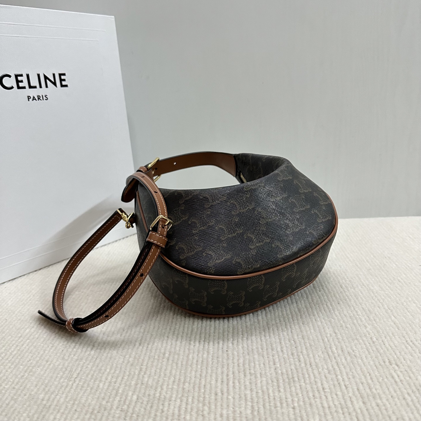 Ce**e teen Ce**e lulu in triomphe canvas and calfskin 21x24x5cm