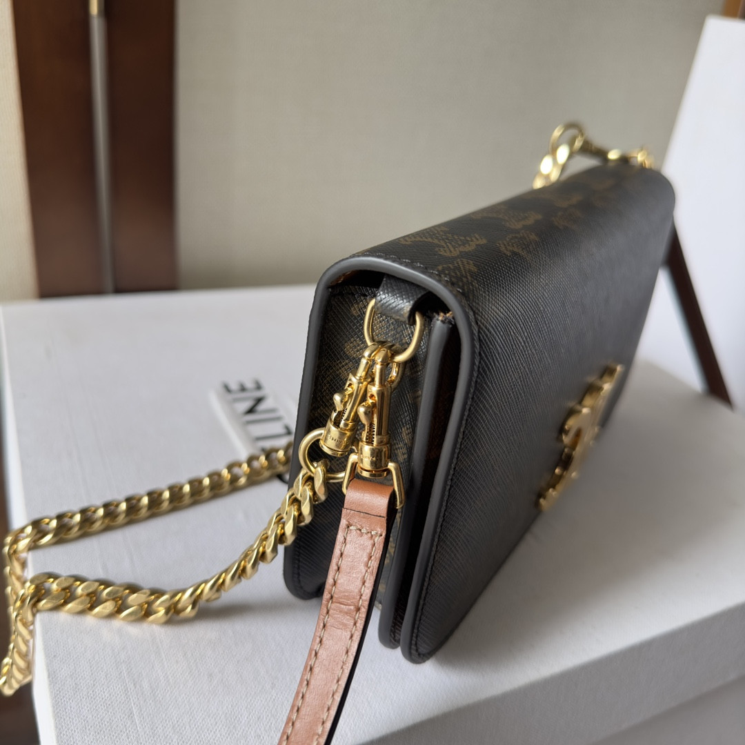 Ce**e multipochette in triomphe canvas and calfskin 20.5x11x4cm