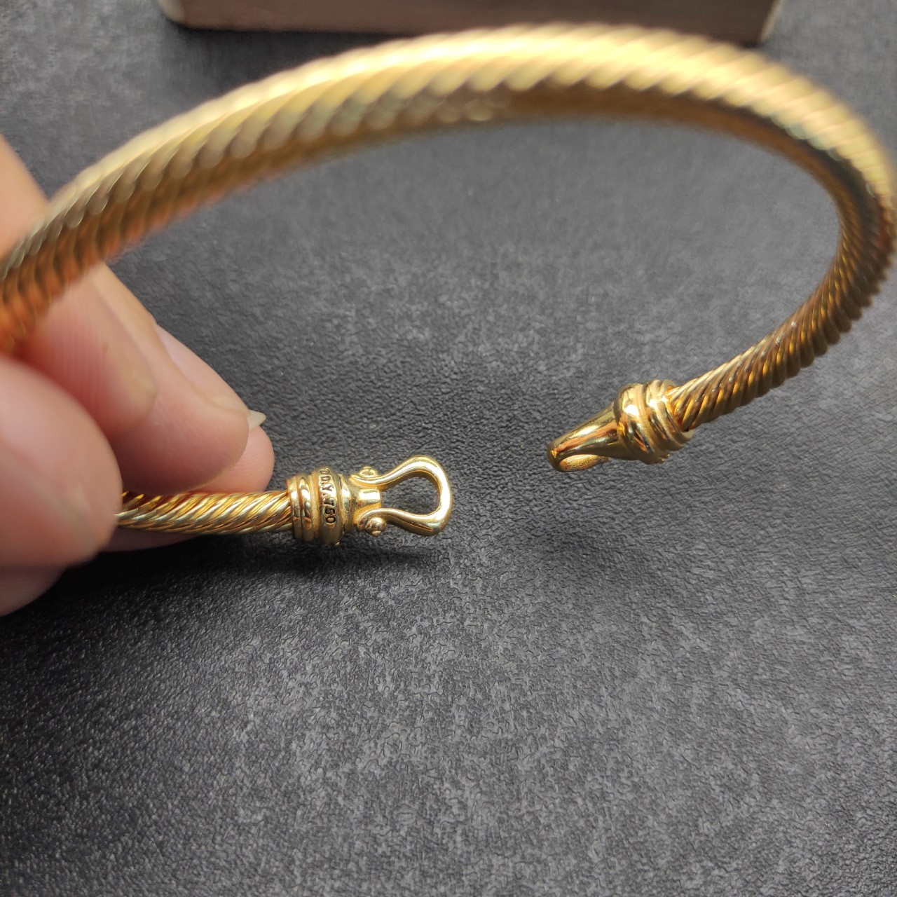 dau1d Yvrm*n 4mm gold hook with di*m*nds bracelet(wrist circumference 16-20cm)