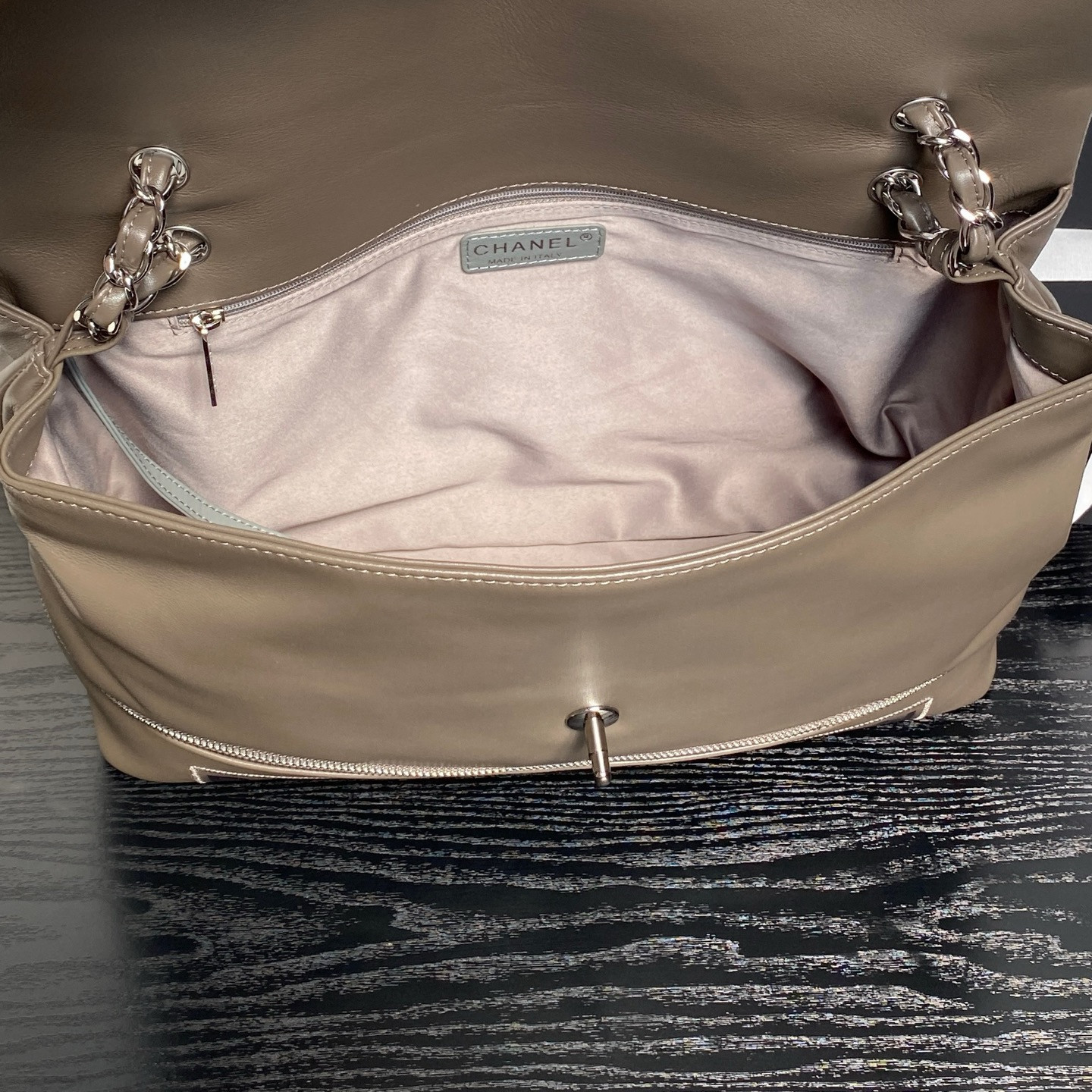 ch*el vintage Gr*ffiti tote airport bag 36x24x12cm