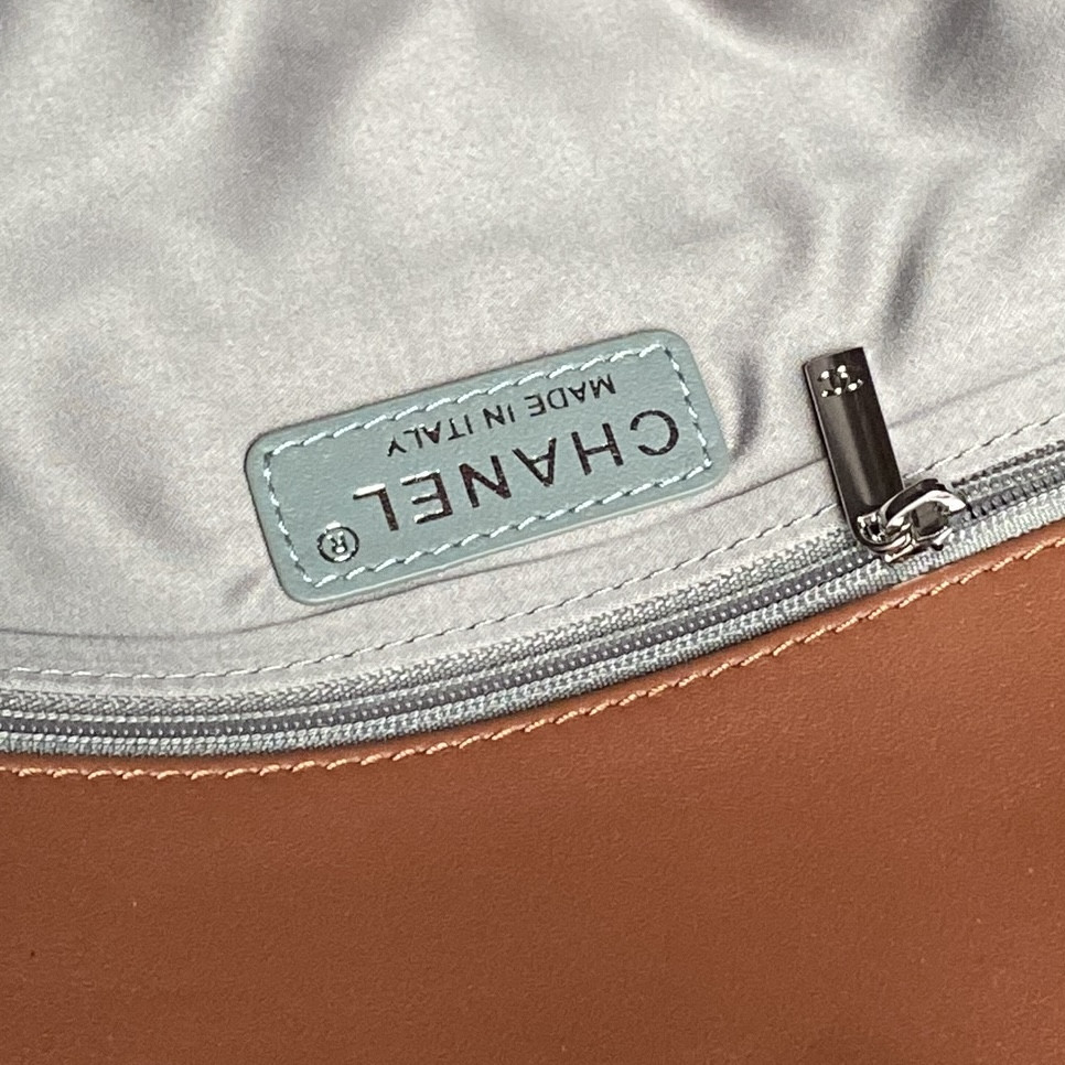 ch*el vintage Gr*ffiti tote airport bag 36x24x12cm