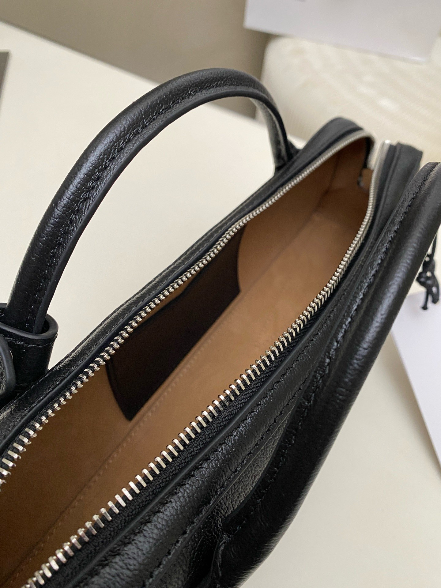 A1a1a LE TECKEL CLUTCH SMALL BAG 27x9x8cm