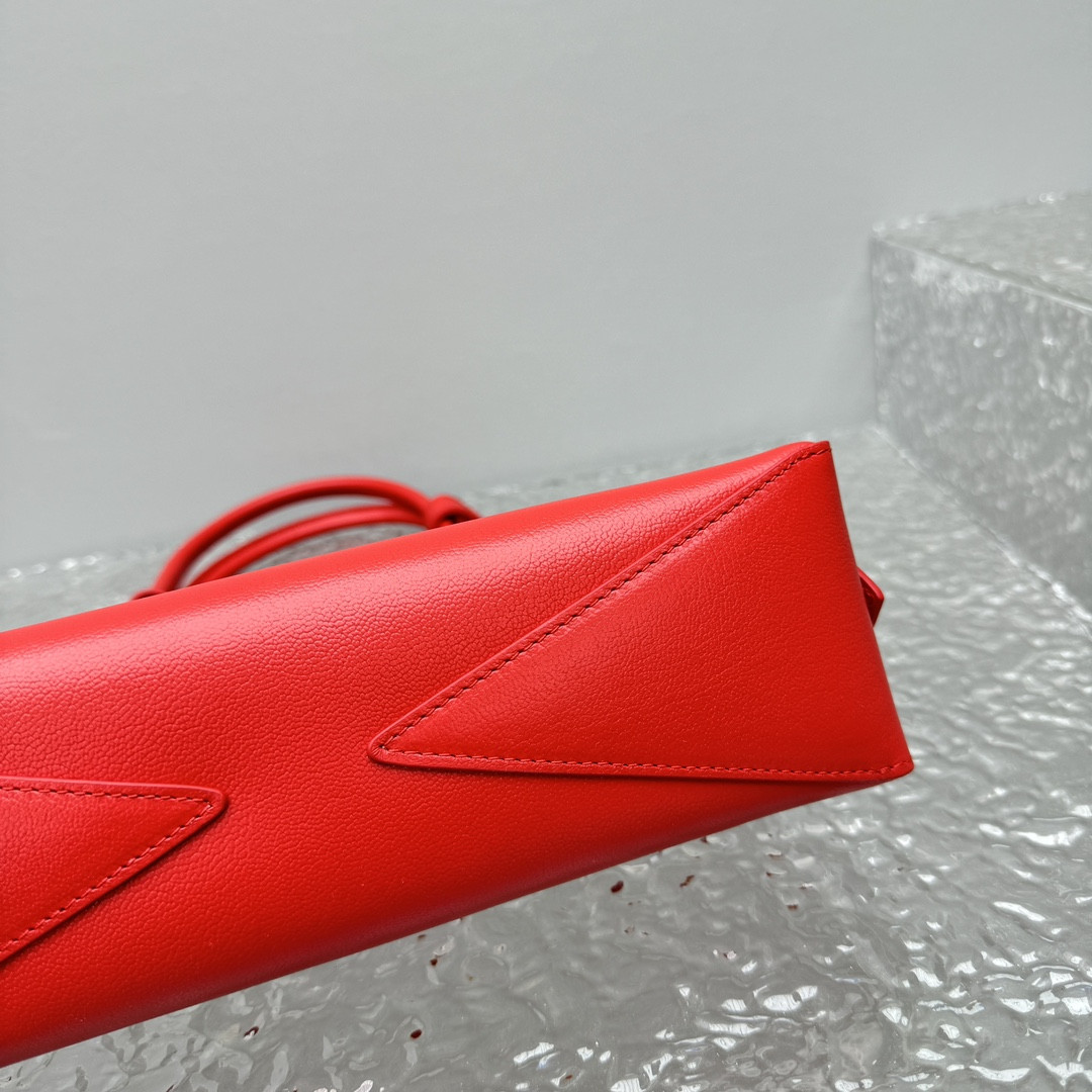A1a1a LE TECKEL SMALL BAG 27x9x8cm