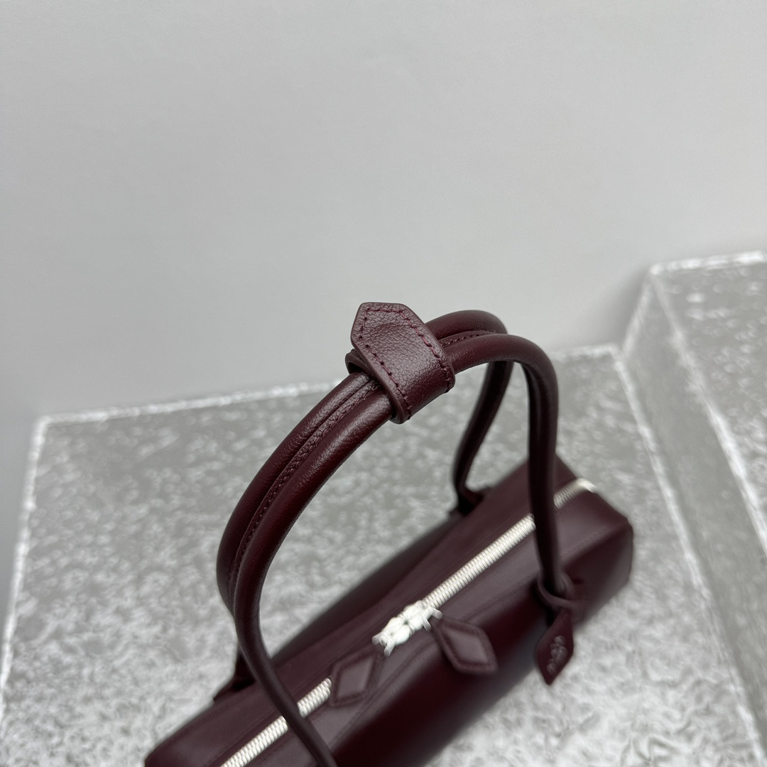 A1a1a LE TECKEL MEDIUM BAG 33x11x10cm