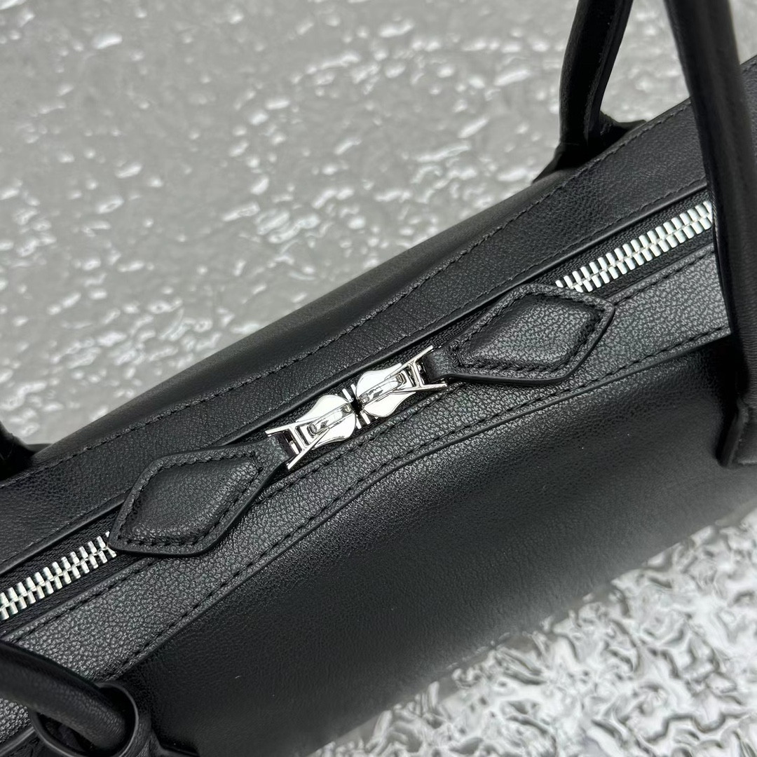 A1a1a LE TECKEL MEDIUM BAG 33x11x10cm