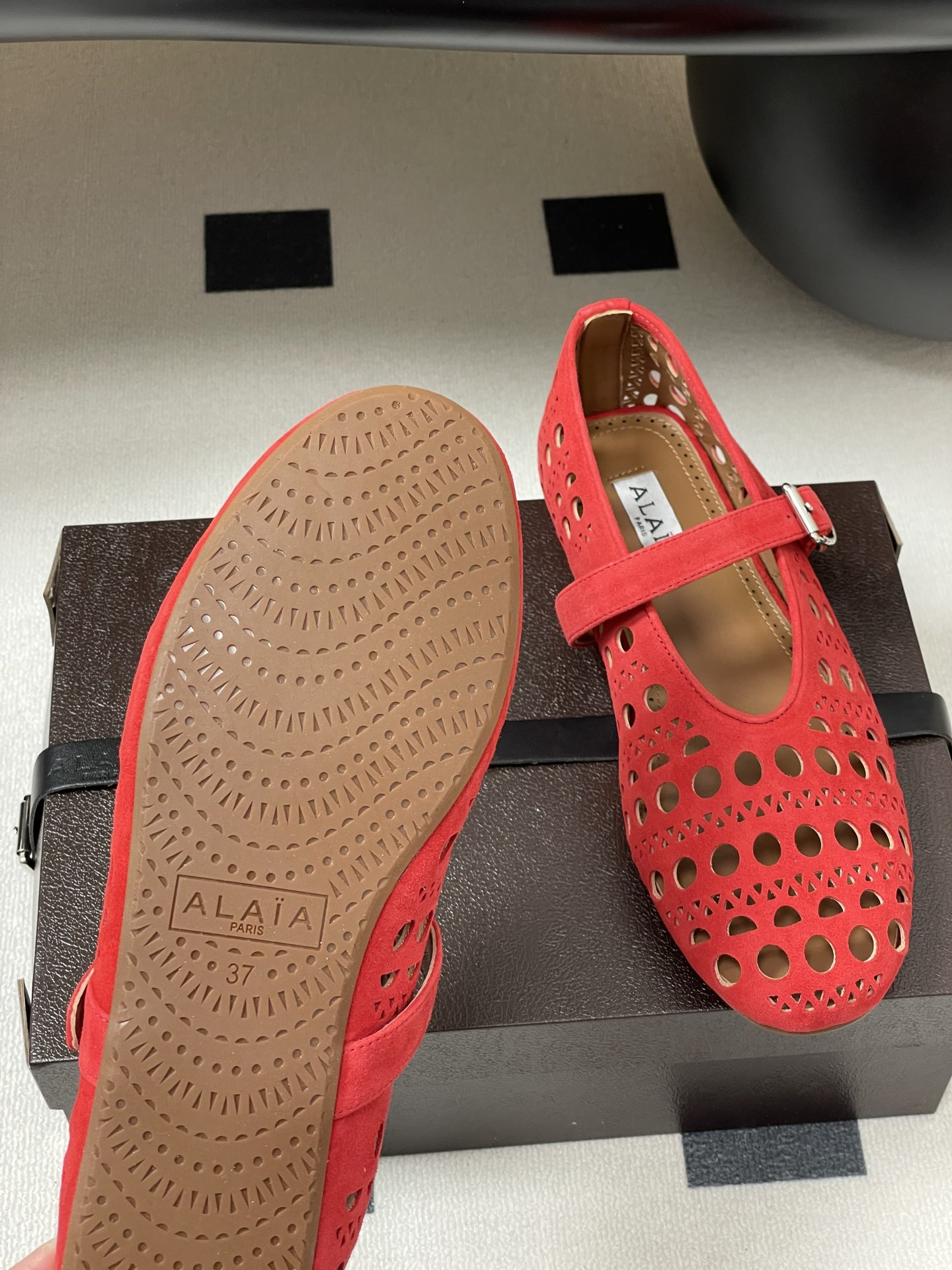 ua alaÏa vienne ballet flats(cusT0mized size 7-10 days production time)