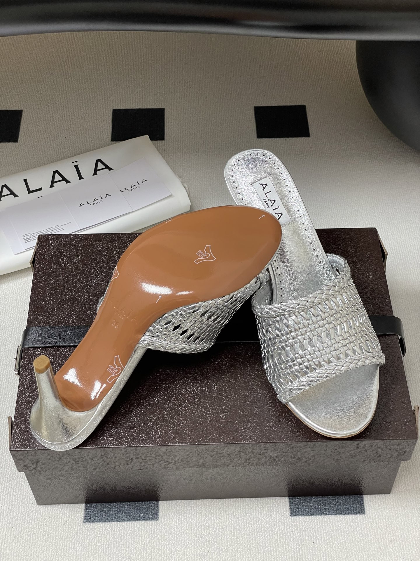 ua a1a1a heeled slippers 7cm heel(cusT0mized size 7-10 days production time)