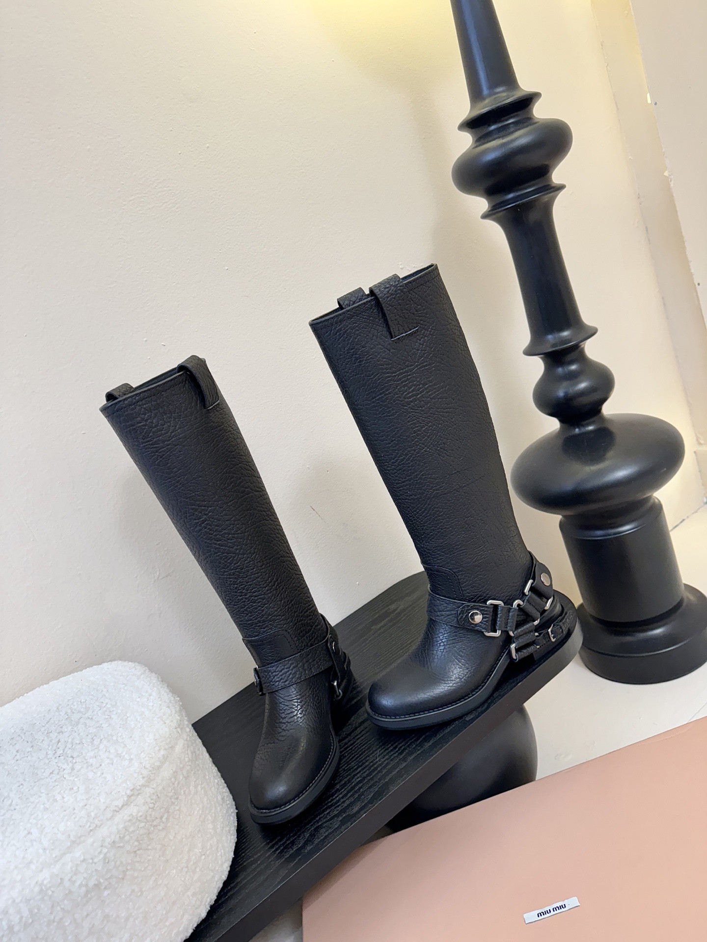 ua M1v M1v boot